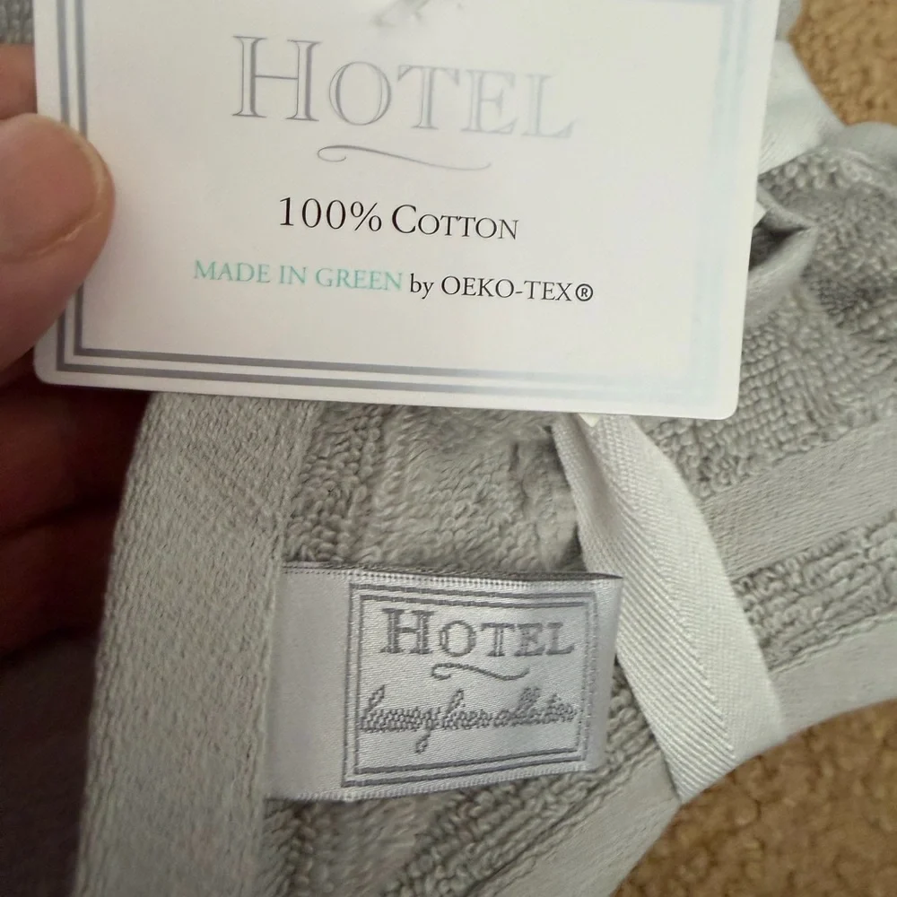 Hotel Collection Silver and Gray Wash Cloth Set